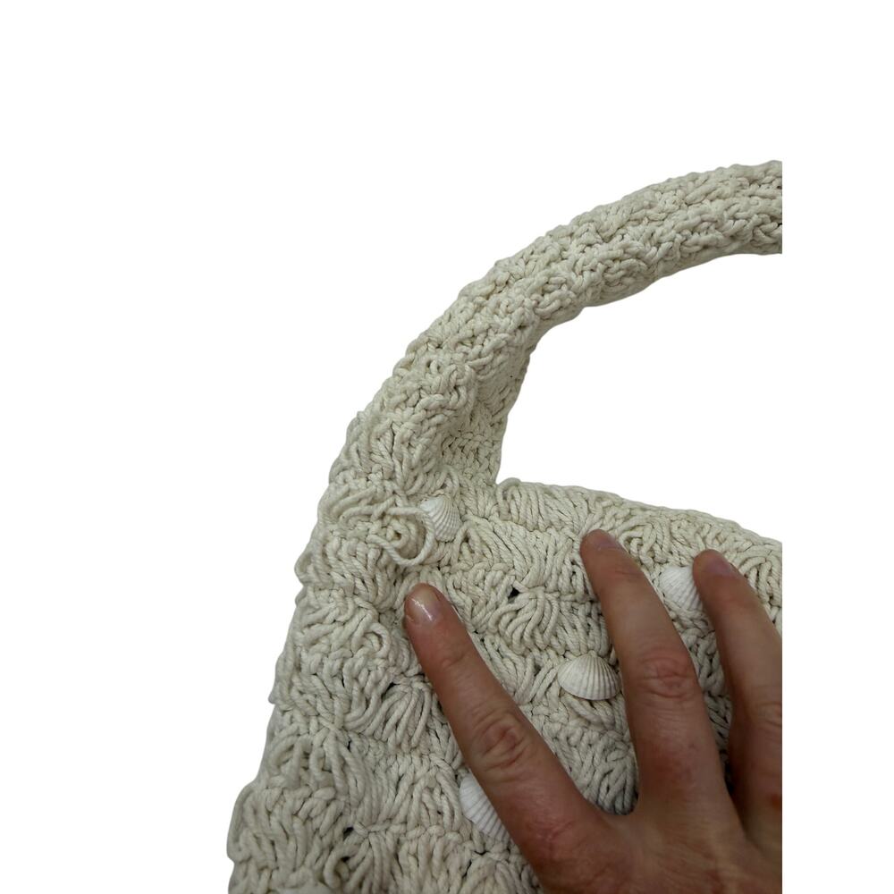 NEW Shell Woven Hand Bag - Picture 5 of 5